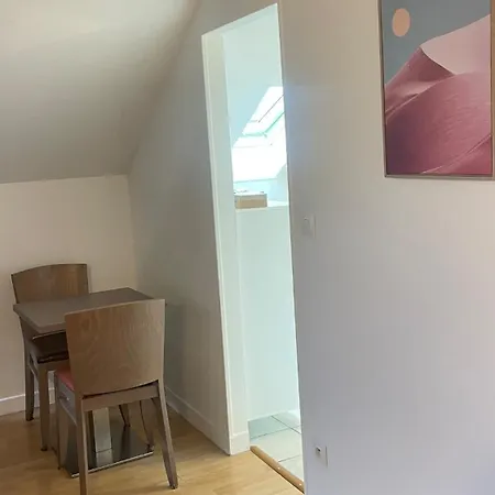 3 With Unique Cathedral View Meaux